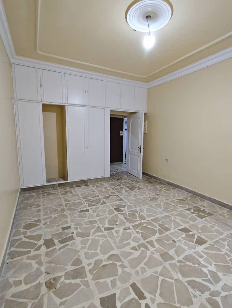 منزل للبيع في حلب يصلح للسكن وللأعمال التجارية - صورة 3