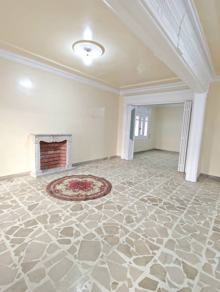 منزل للبيع في حلب يصلح للسكن وللأعمال التجارية - صورة 10